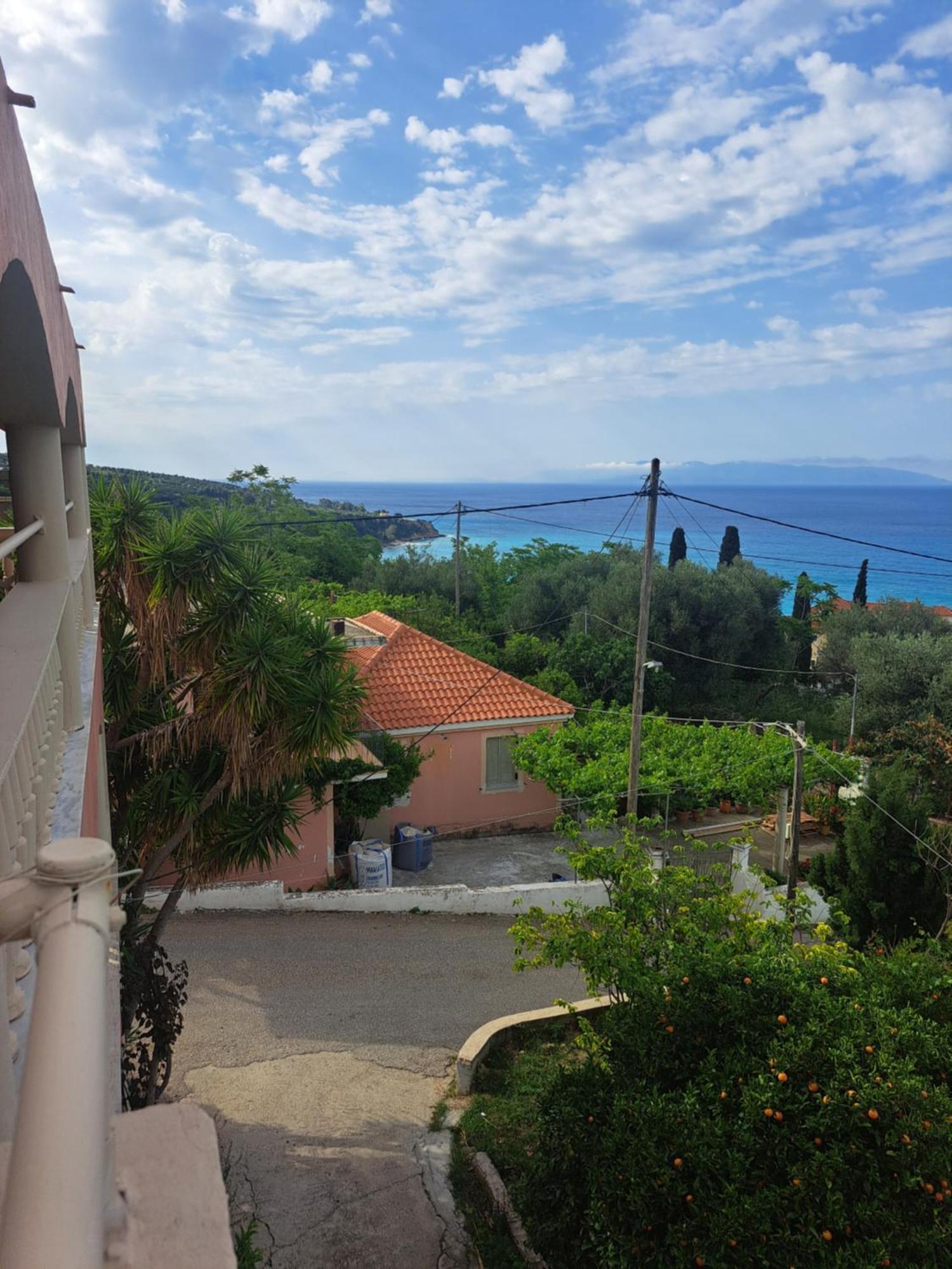 Marinos Studios At Lourdata Village Luaran gambar