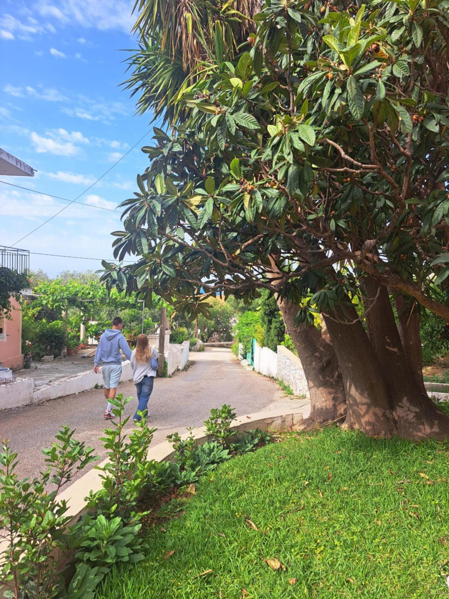 Marinos Studios At Lourdata Village Luaran gambar