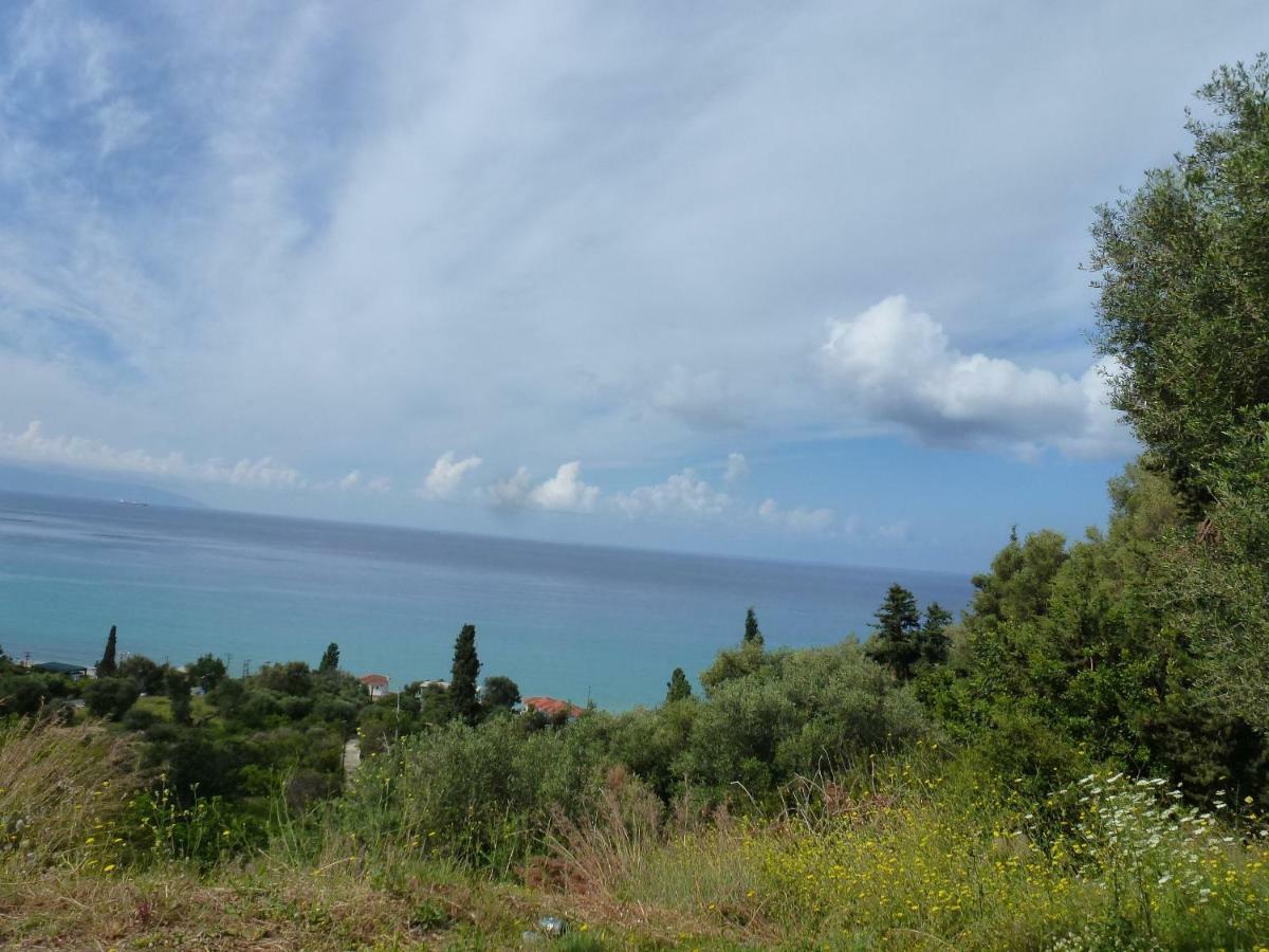 Marinos Studios At Lourdata Village Luaran gambar